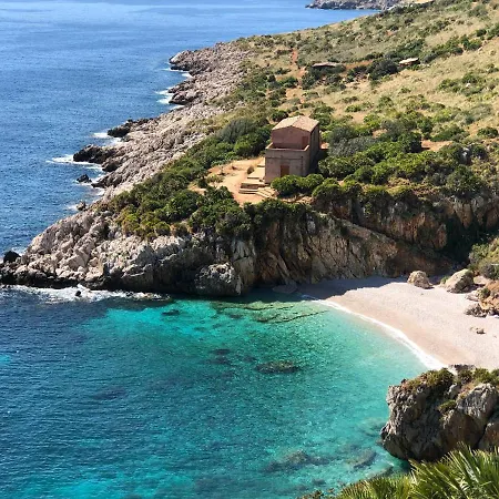 Holiday home Casetta Calamancina